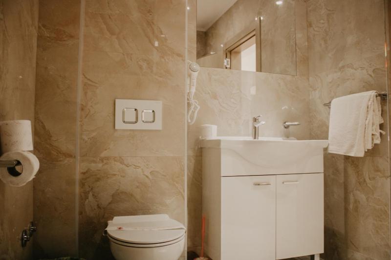 Double or Twin Room with Balcony image 3