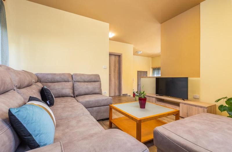 Apartmani Monte - image 39
