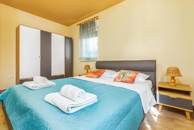 Apartmani Monte - image 8