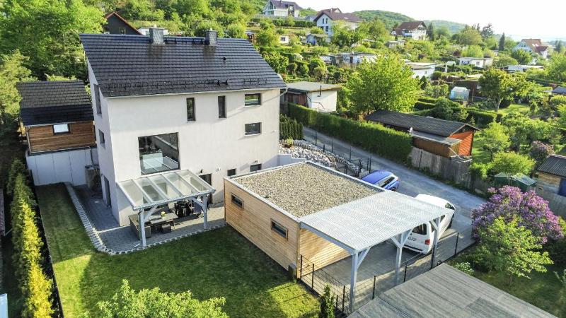 Harzlounge Wernigerode mit eigener Terrasse - Carport mit E-Ladestation - Webergrill - Spielplatz - image 2