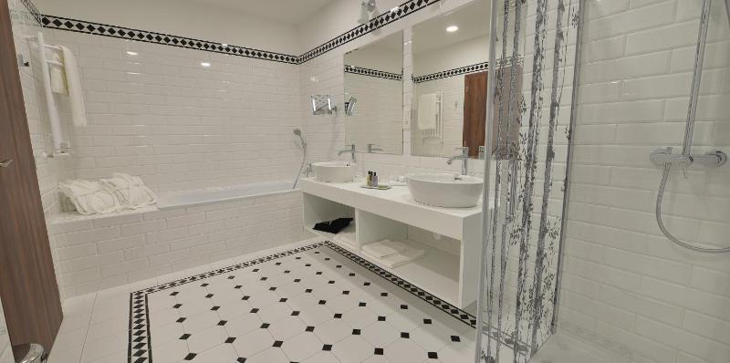 Apartment image 3