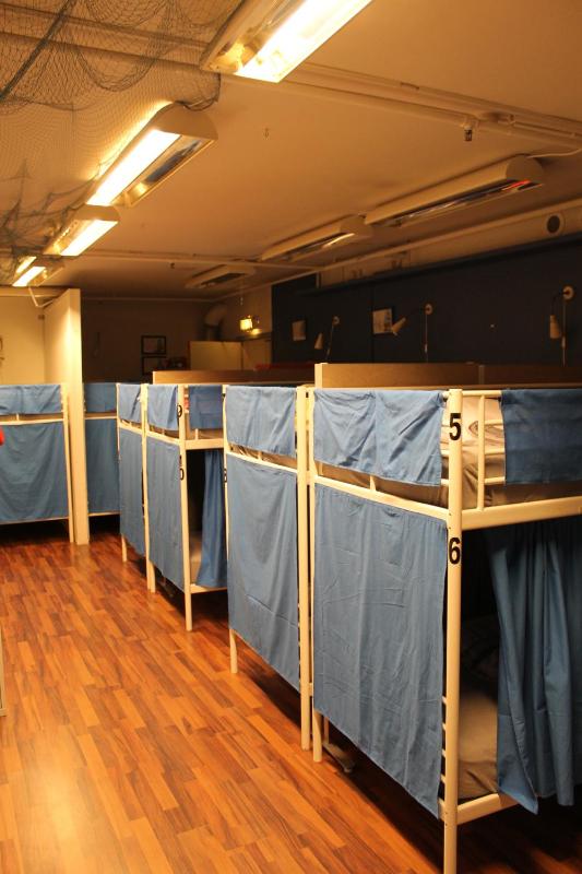 Bed in 28-Bed Mixed Dormitory Room  image 2