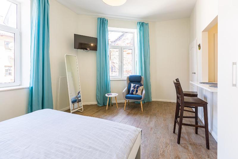 Rynok Square top location apartment - image 2