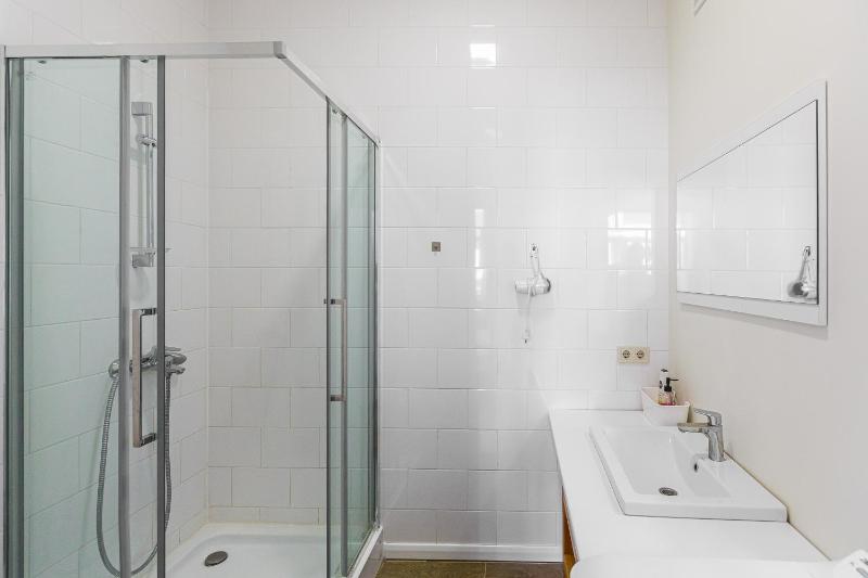 Rynok Square top location apartment - image 6