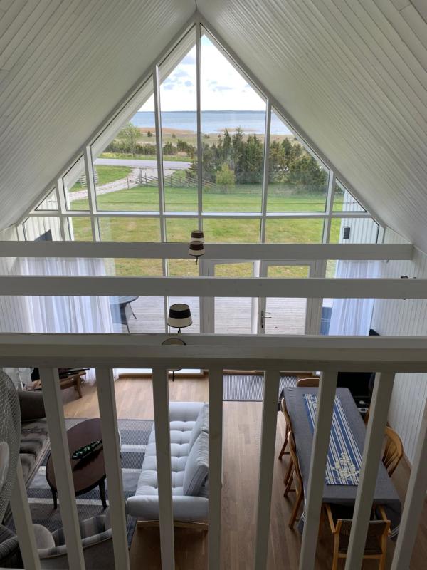 Three-Bedroom House image 2