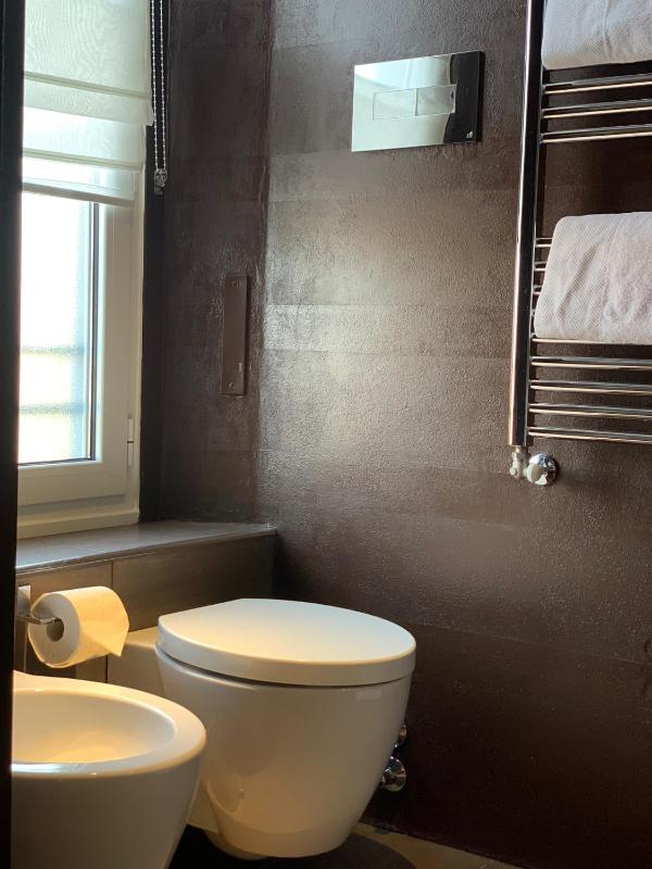 Standard Double Room image 4