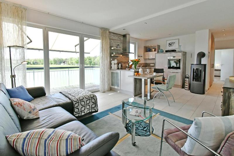 Apartment with Balcony image 3