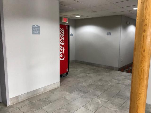 Microtel Inn & Suites by Wyndham Pittsburgh Airport - image 7