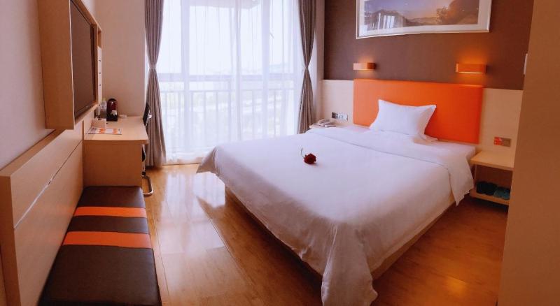 Select Room image 2