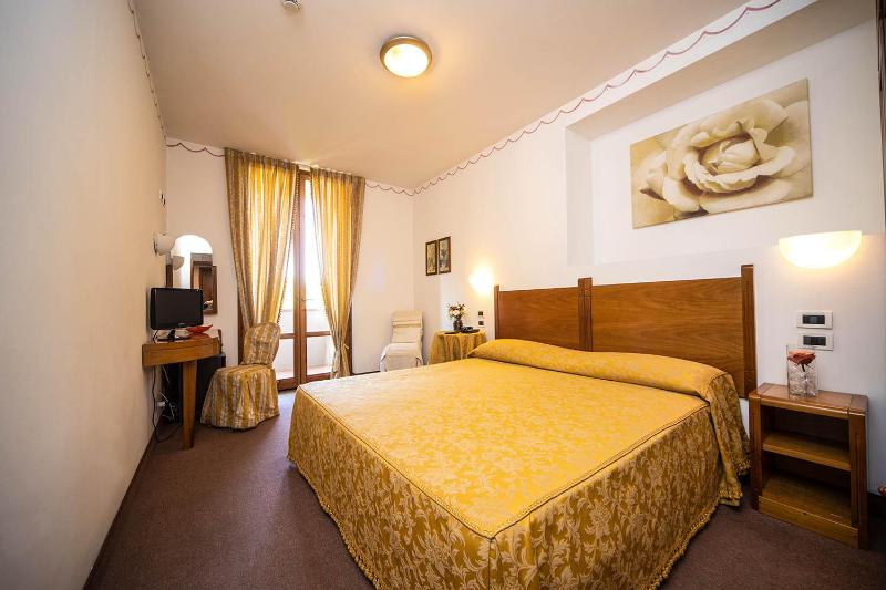 Hotel Ristorante Farneta - image 2