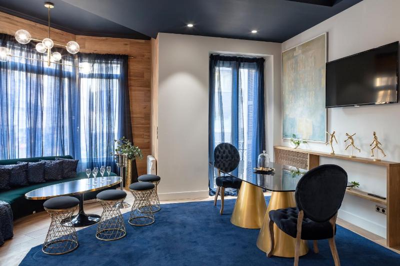 Luxurious by Sebastiana Group - image 1