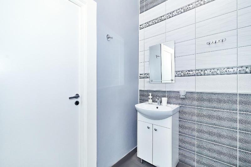 Double Room with Private Bathroom image 1