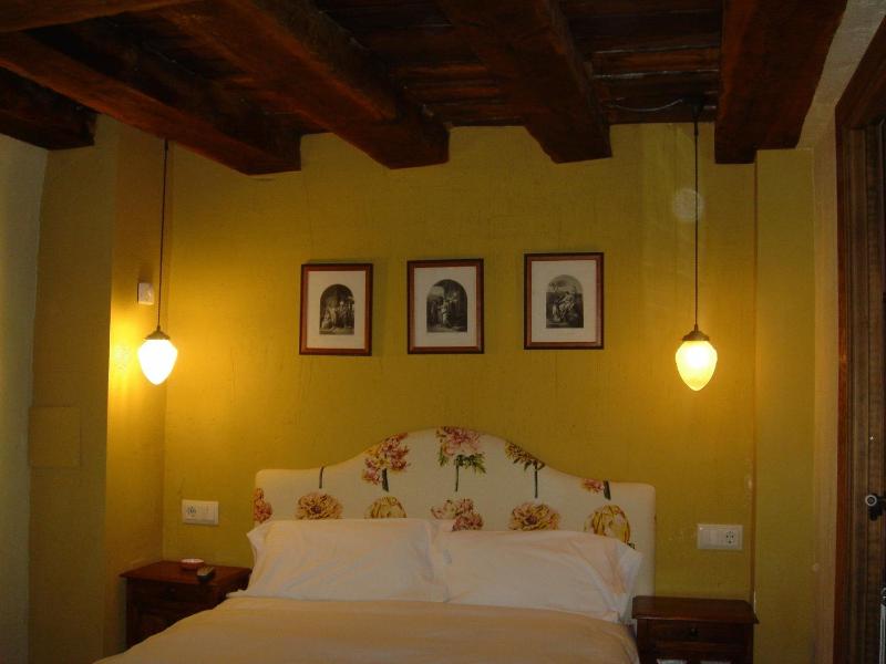 Double Room image 2