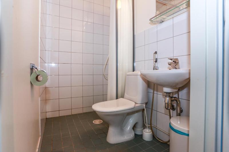 Standard Single Room image 2