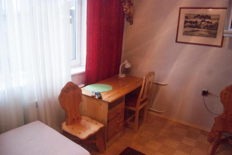 Single Room image 2