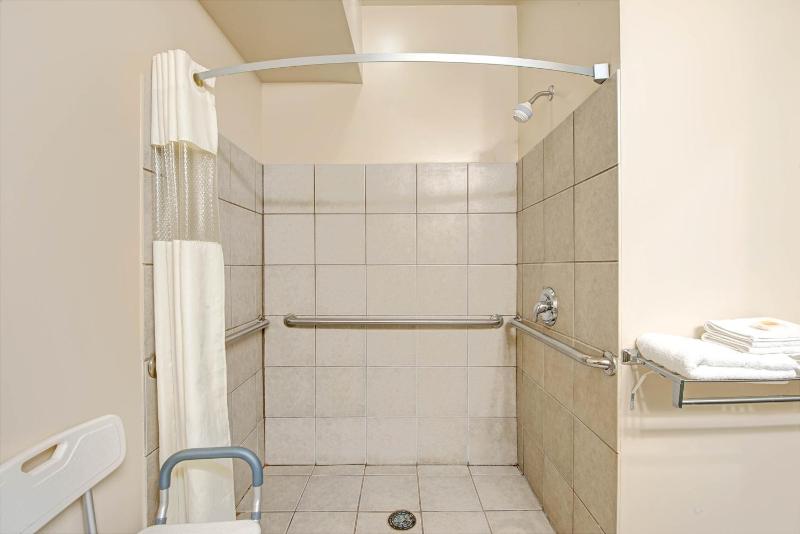 King Room - Mobility Access/Non-Smoking image 3