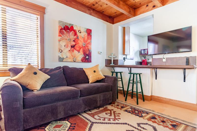 Casita del Sol Charming Private Studio cabin - image 14