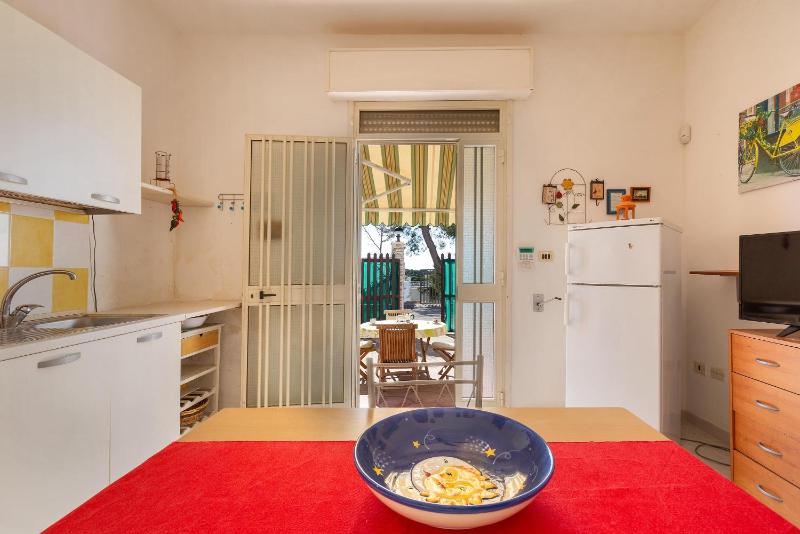 Two-Bedroom House image 3