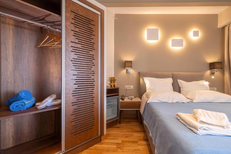 Panorama Exclusive Suites - image 41
