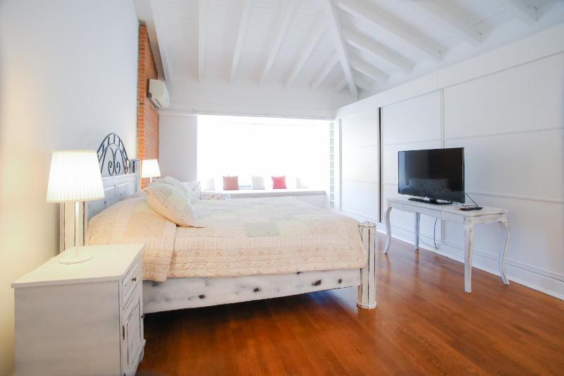 Suite image 3