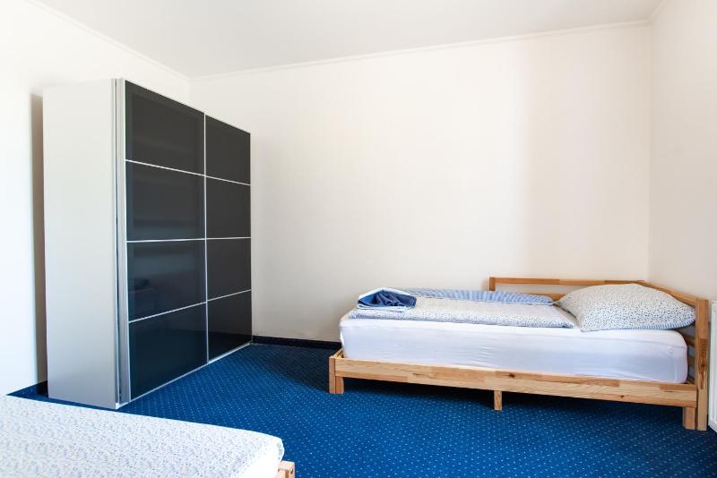 Quadruple Room with Private Bathroom image 2