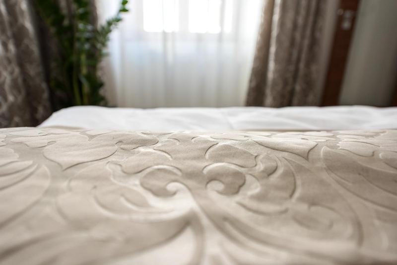 Standard Suite image 3