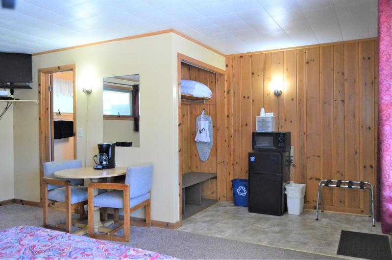 Standard Double Room image 4