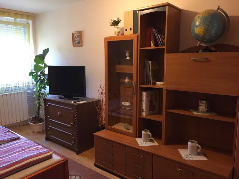 Double Room image 3