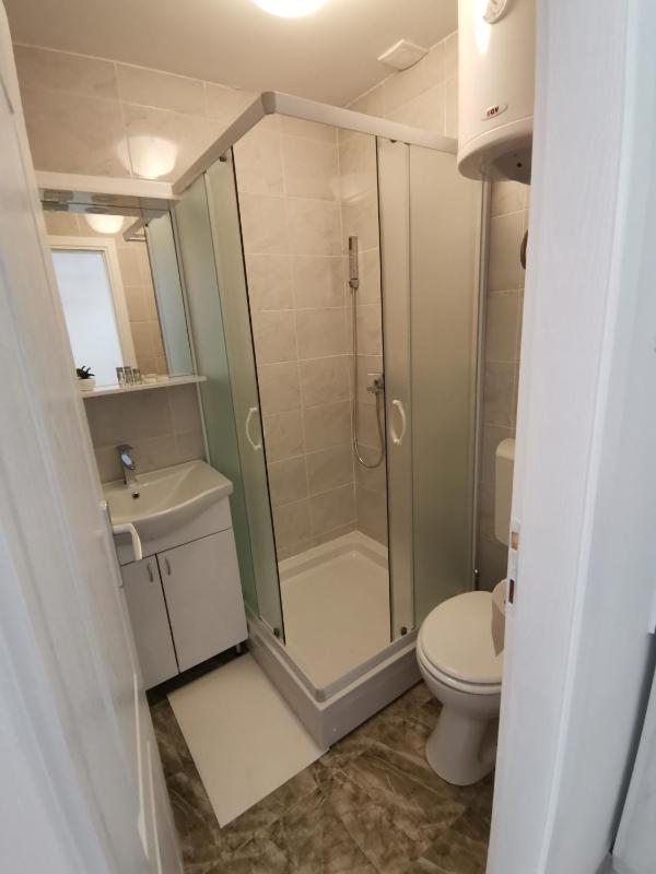 RIS CENTRAL Apartments - image 15