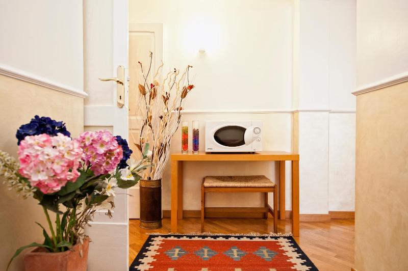 Double or Twin Room image 4