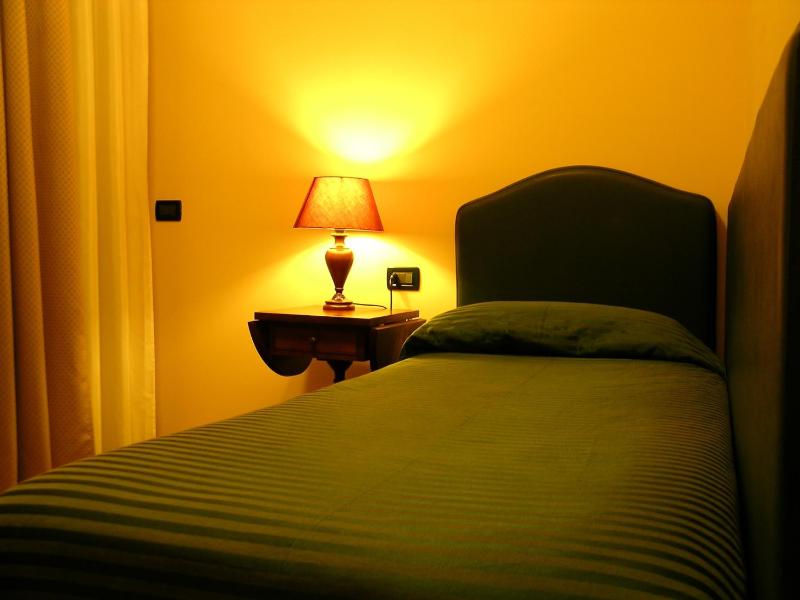 Single Room image 4