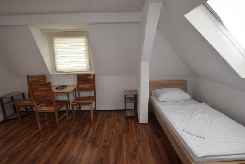 Apartment image 3