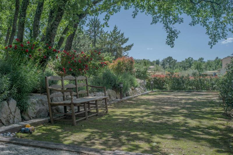 Three-Bedroom House Saigon image 1