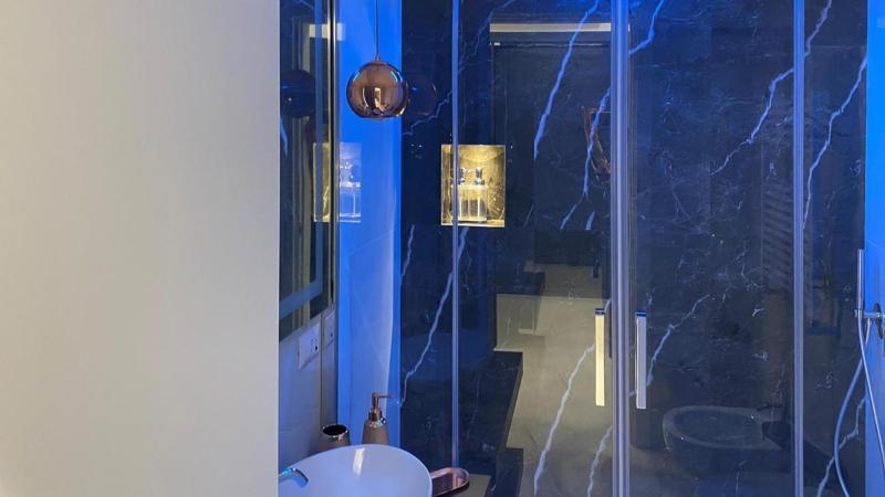 Deluxe Double or Twin Room image 3