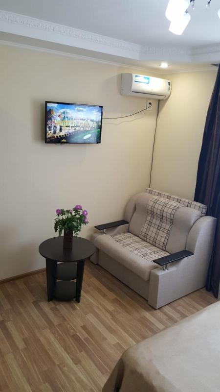Triple Room with Balcony image 3