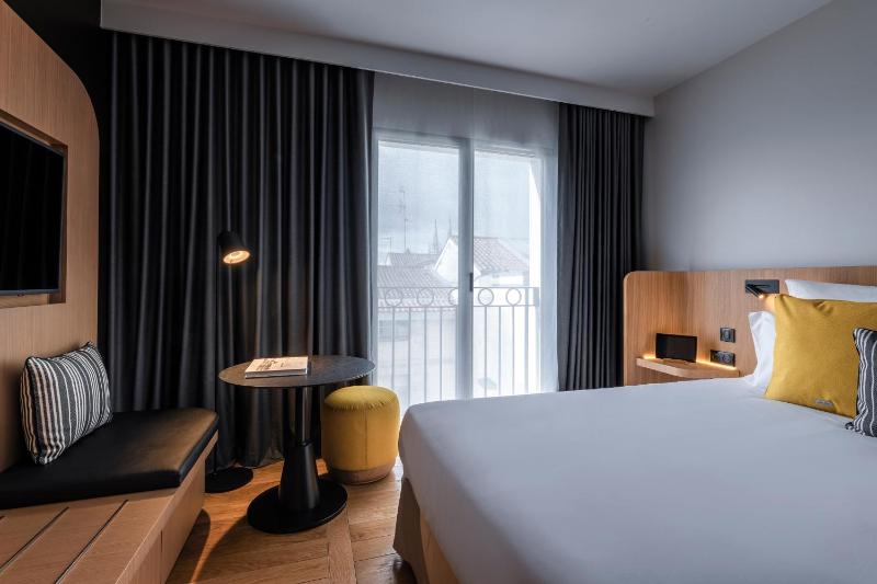 Superior Room image 4