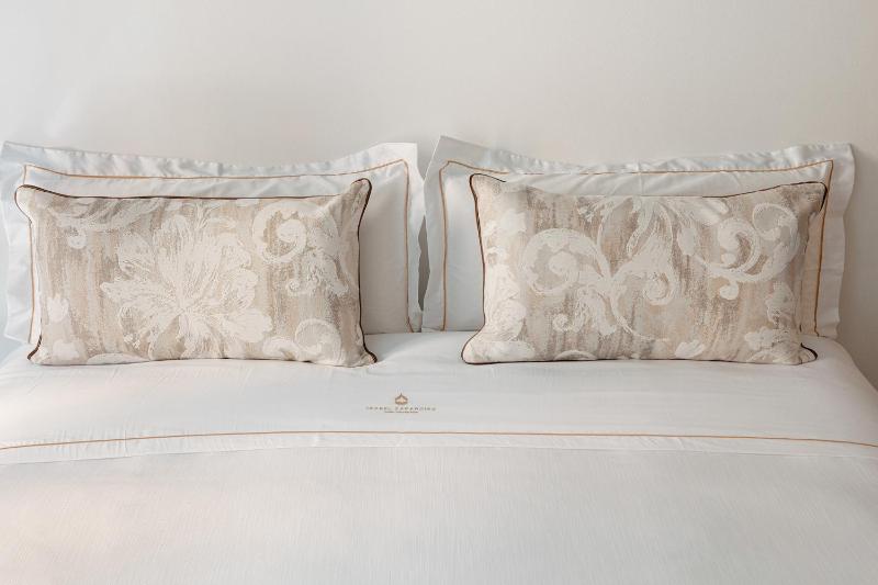 Spectacular by Sebastiana Group - image 19