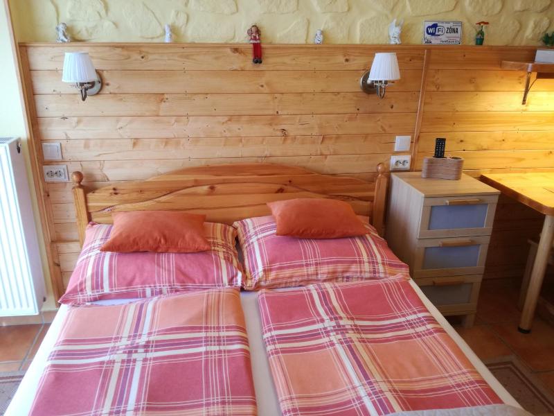 Deluxe Double Room image 3