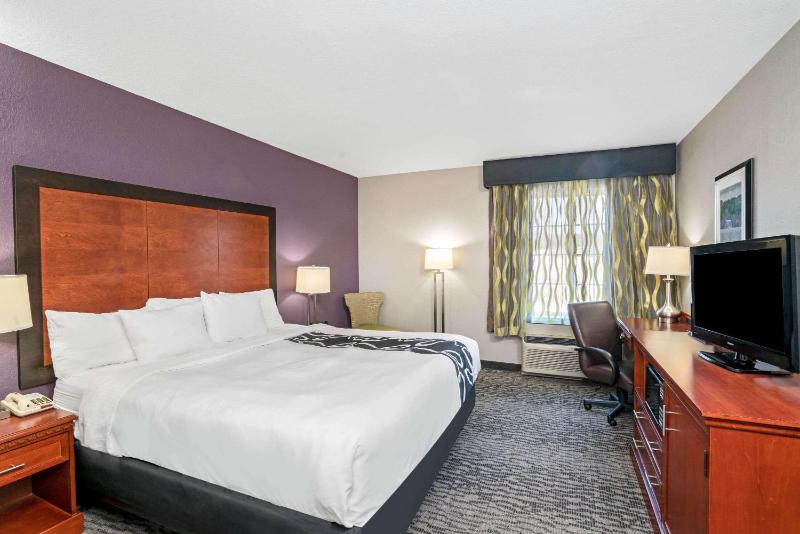 King Room image 2