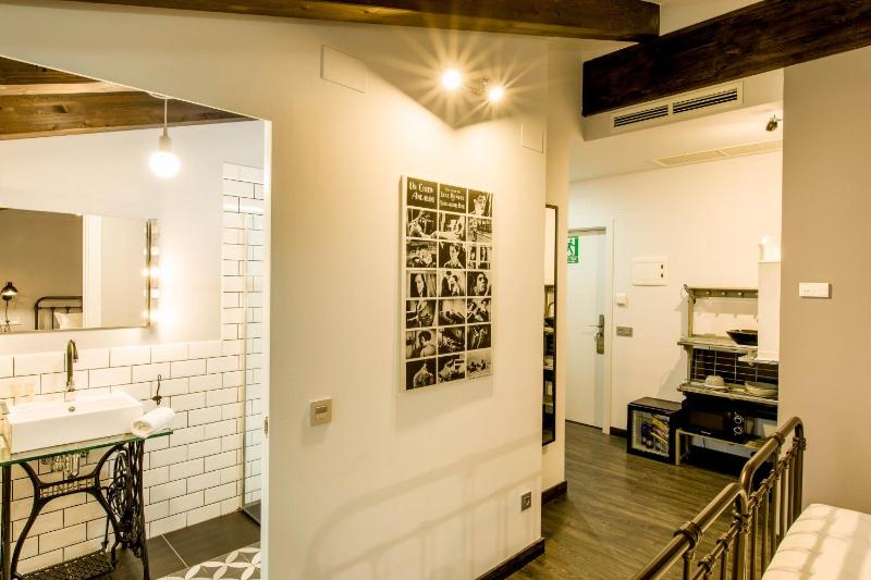 Studio with Sloping Roof image 3