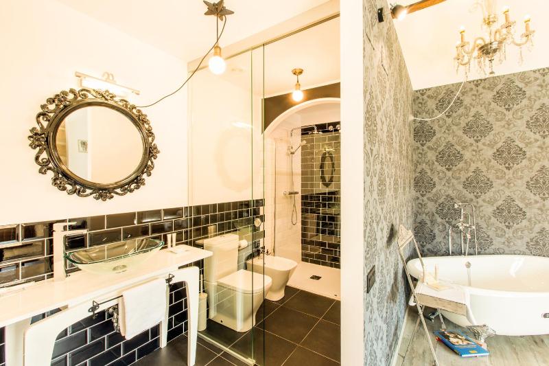 Deluxe Junior Suite image 3