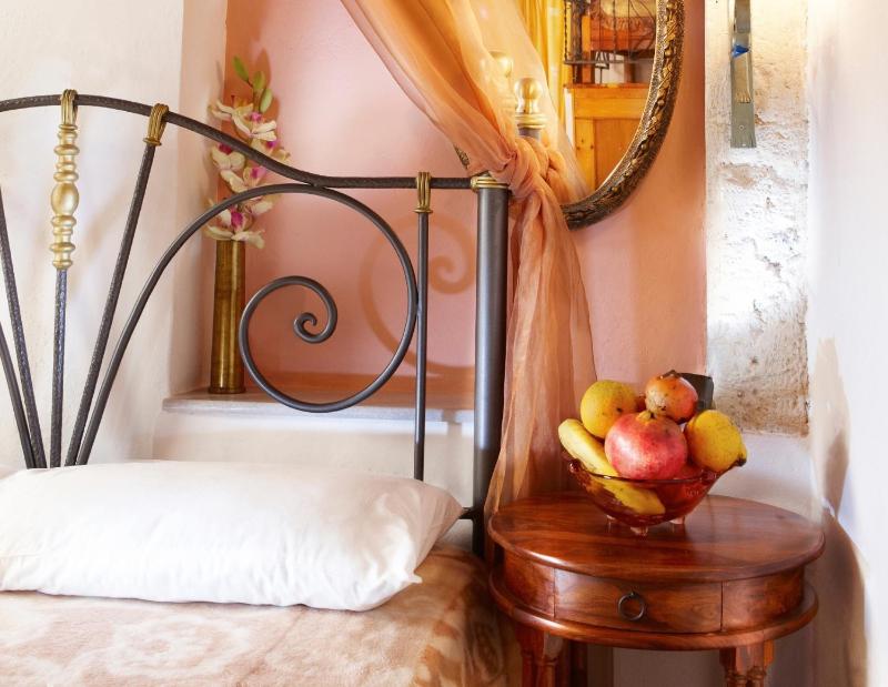Archontiko Evgenia Studios & Suites Old Town Chania - image 8