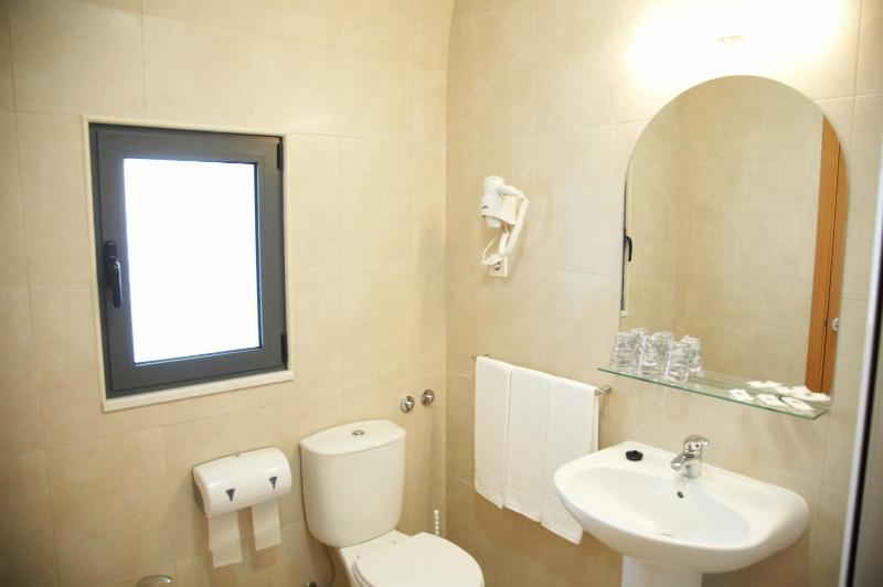 Double Room image 1