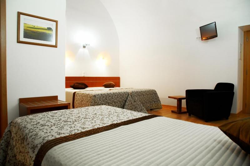 Triple Room image 3