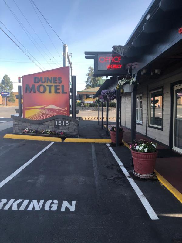 Dunes Motel - Bend - image 22