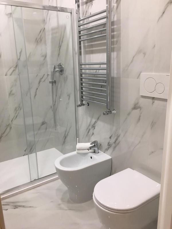 Triple Room with Balcony image 1