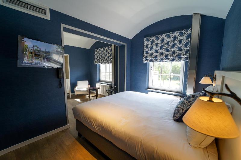 Superior Double Room image 2