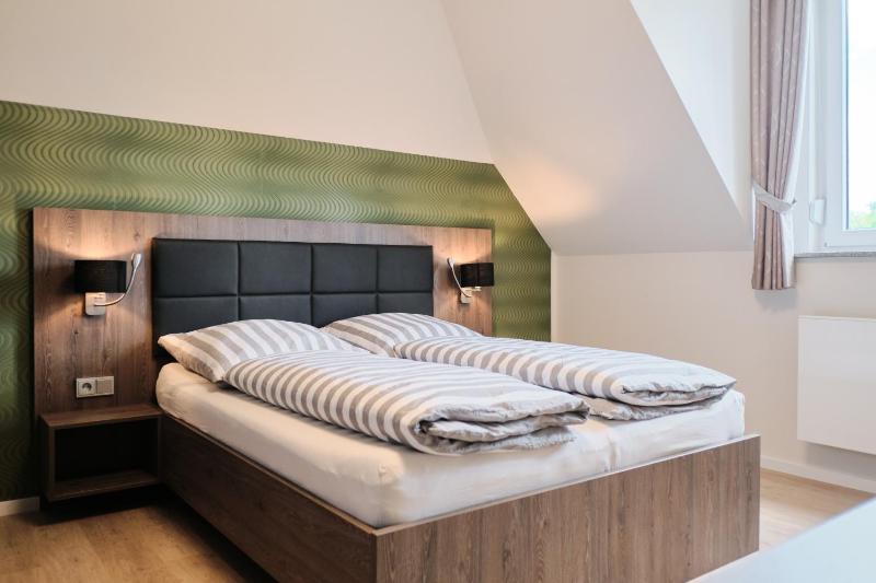 Double Room image 2