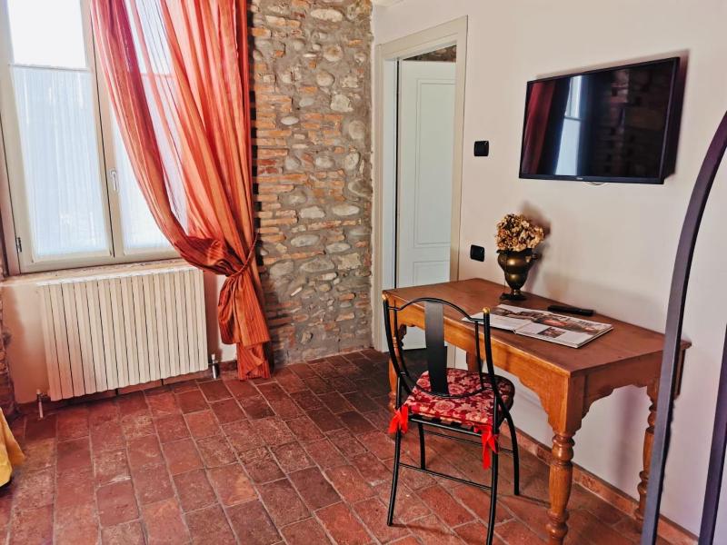 Suite - Split Level image 4