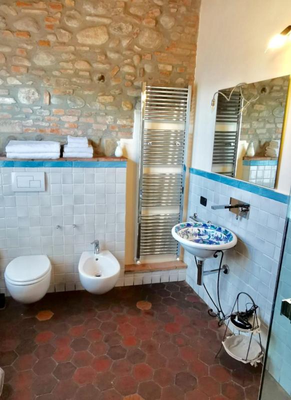Suite - Split Level image 3